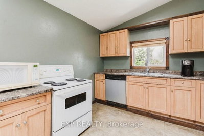 9819 Onieda Road • Southwold, ON photo 9