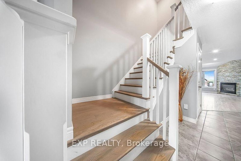 1441 Dunkirk Ave photo 5