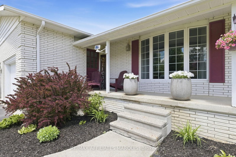3 Forest Drive