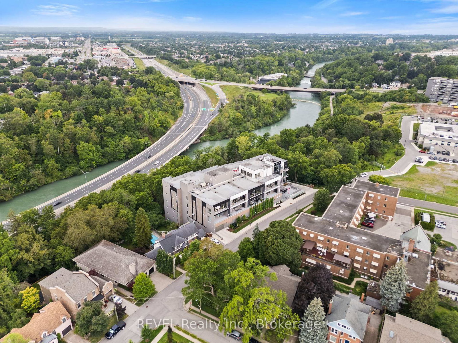 77 YATES Street • #404 • St. Catharines, ON photo 31