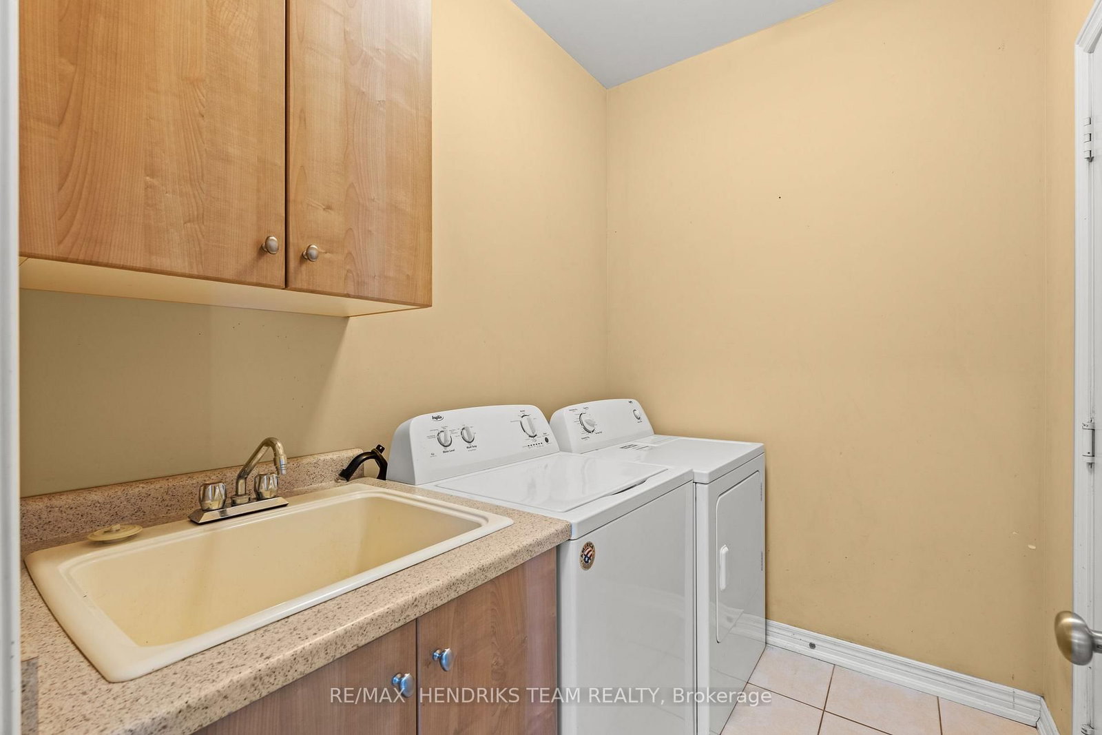 58 Videl Crescent N • St. Catharines, ON photo 25