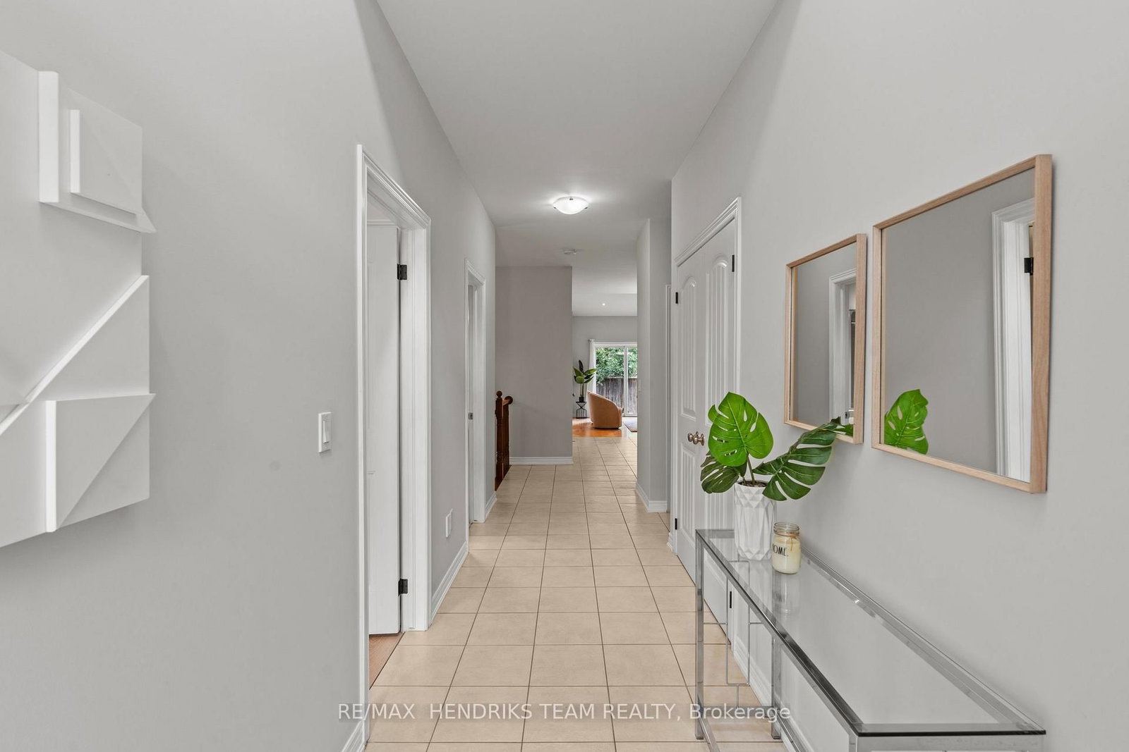 58 Videl Crescent N • St. Catharines, ON photo 6