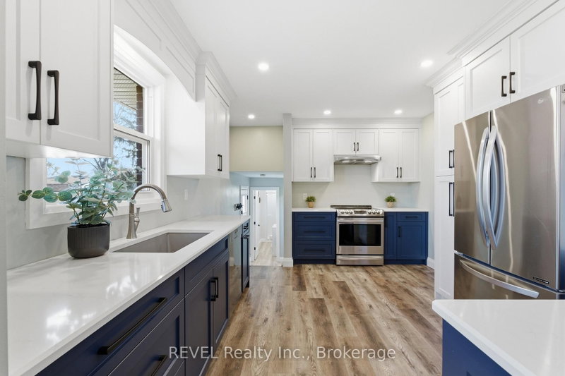 21 Lena Crescent
