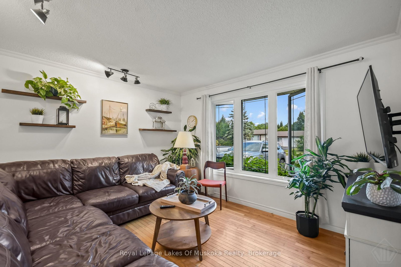 45 Kevin Crescent • Bracebridge, ON photo 6