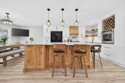 6410 Sherwood Road • Niagara Falls, ON photo 8