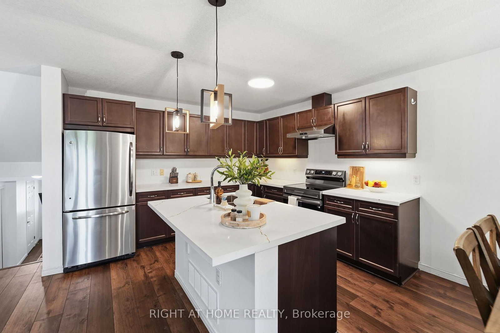 582 Hyde Park Road • #7 • London North, ON photo 9