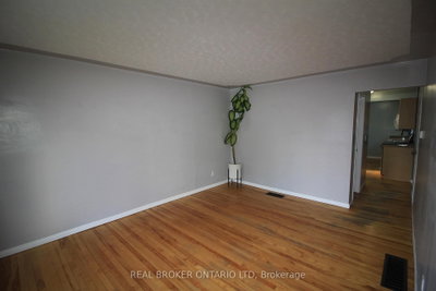 368 Merrill Street • Thunder Bay, ON photo 2