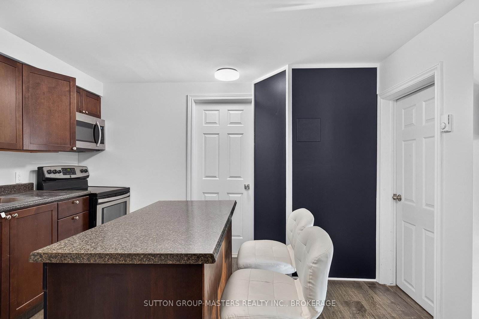 380 Barrie Street • Kingston, ON photo 10