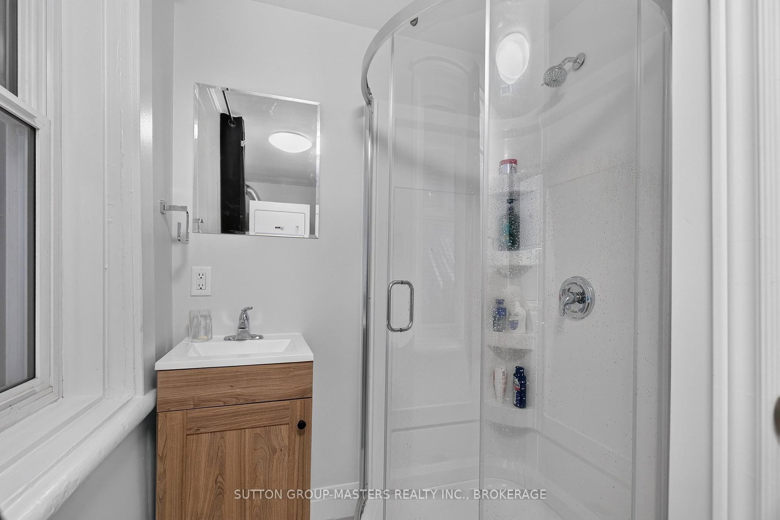 380 Barrie Street • Kingston, ON photo 12