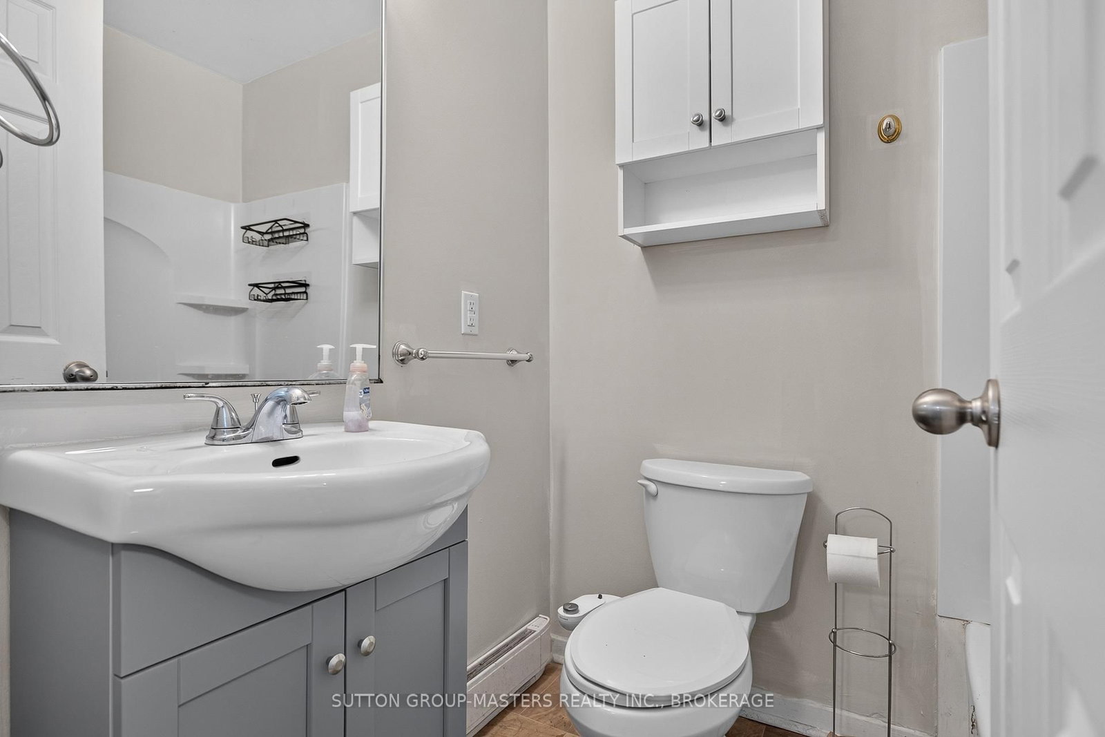 380 Barrie Street • Kingston, ON photo 16