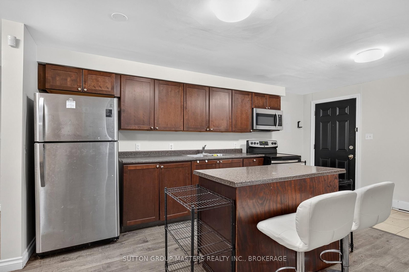 380 Barrie Street • Kingston, ON photo 5