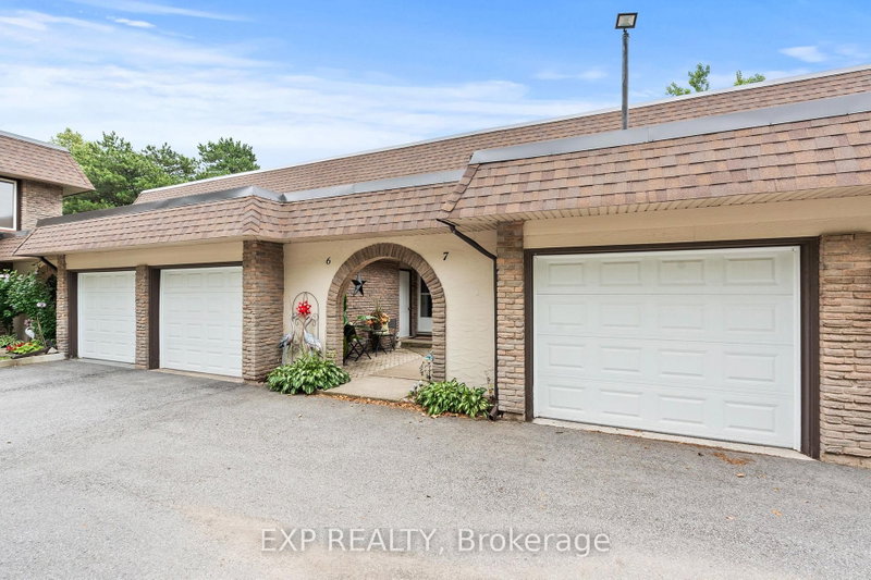 7 - 4230 Meadowvale Drive