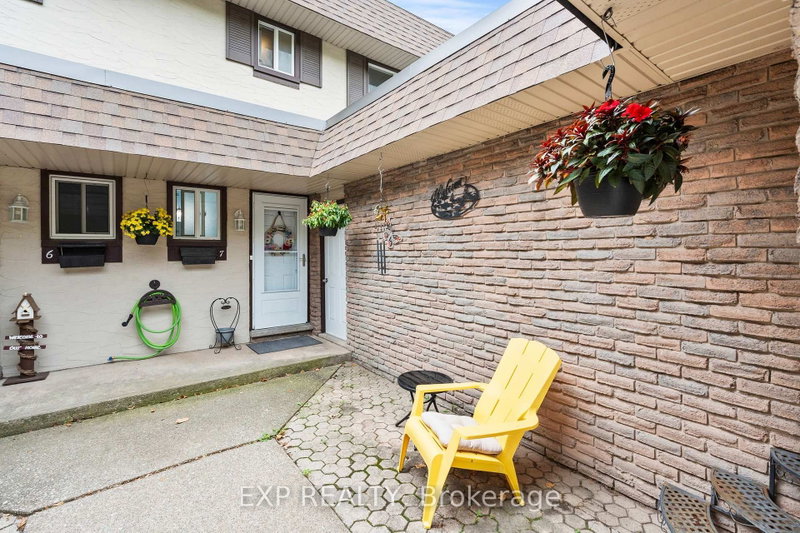 7 - 4230 Meadowvale Drive