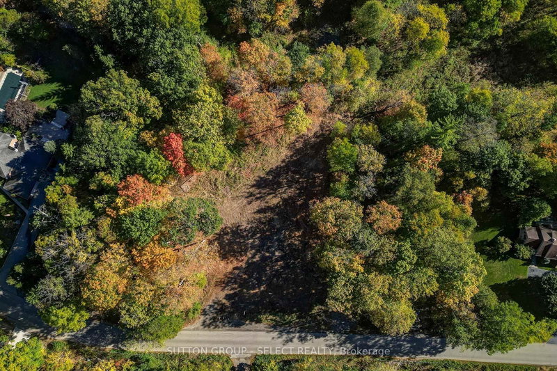 2564 Woodhull Road