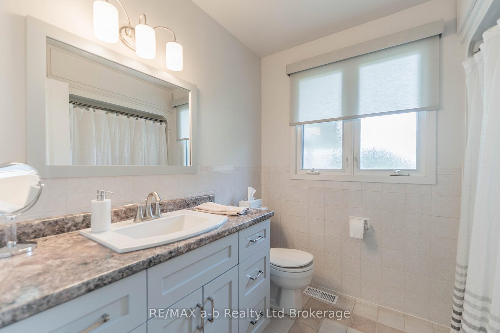 34 Glenridge Road • Tillsonburg, ON photo 19