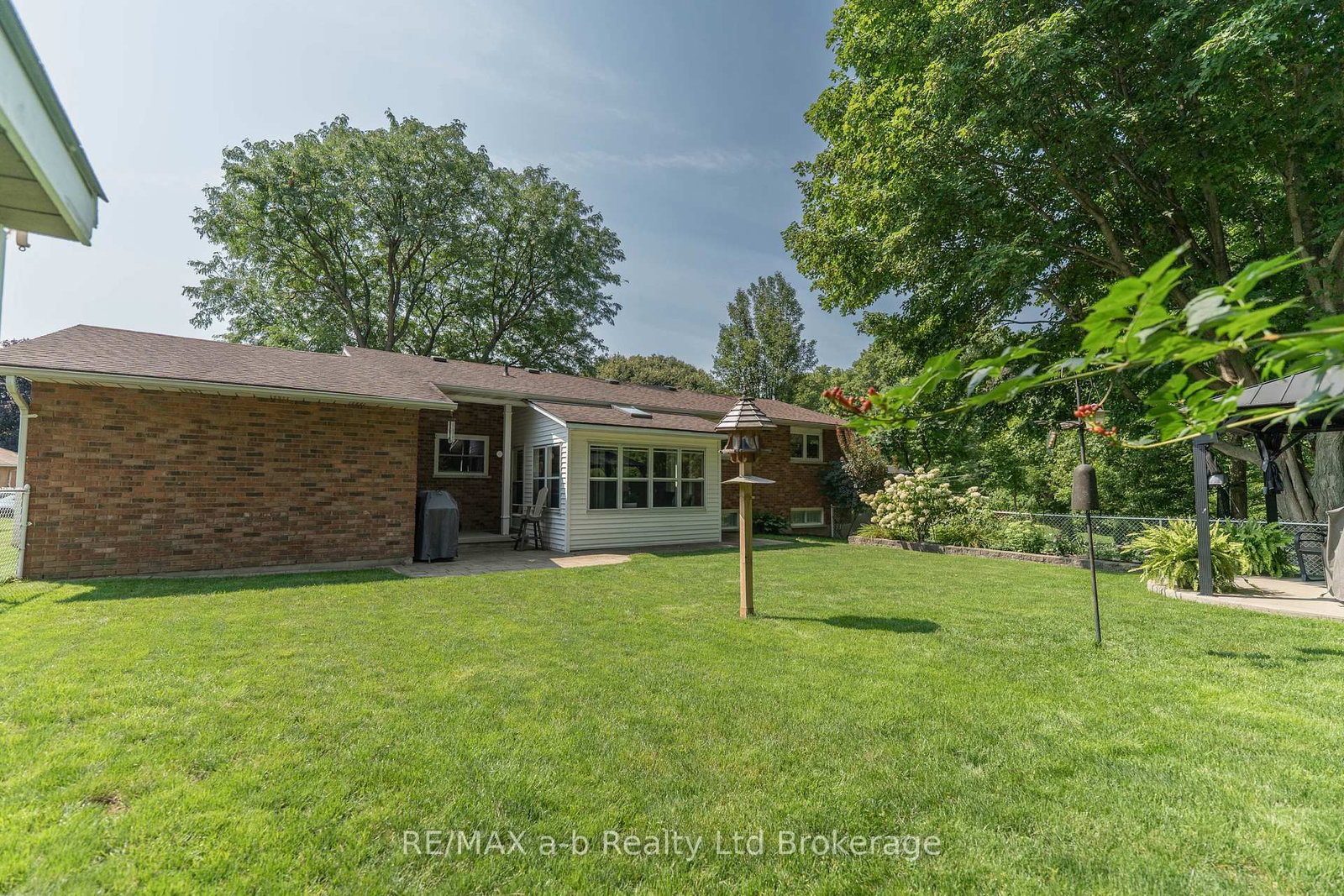 34 Glenridge Road • Tillsonburg, ON photo 28