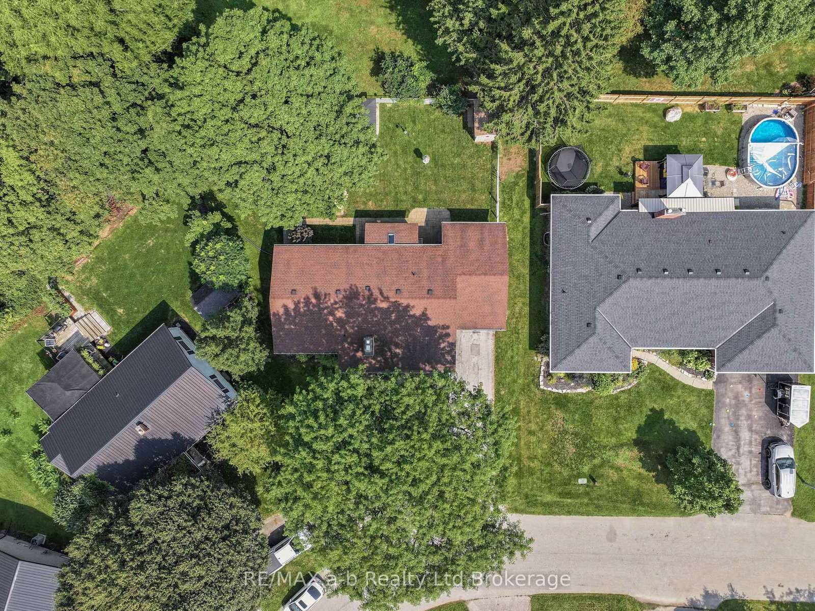 34 Glenridge Road • Tillsonburg, ON photo 34