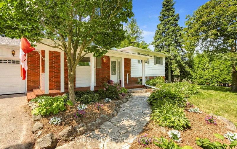 9 Delerin Crescent