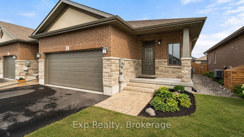 3 Farmington Crescent