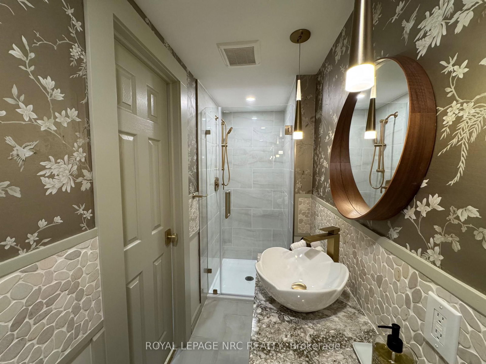 5 Victoria Street • St. Catharines, ON photo 15