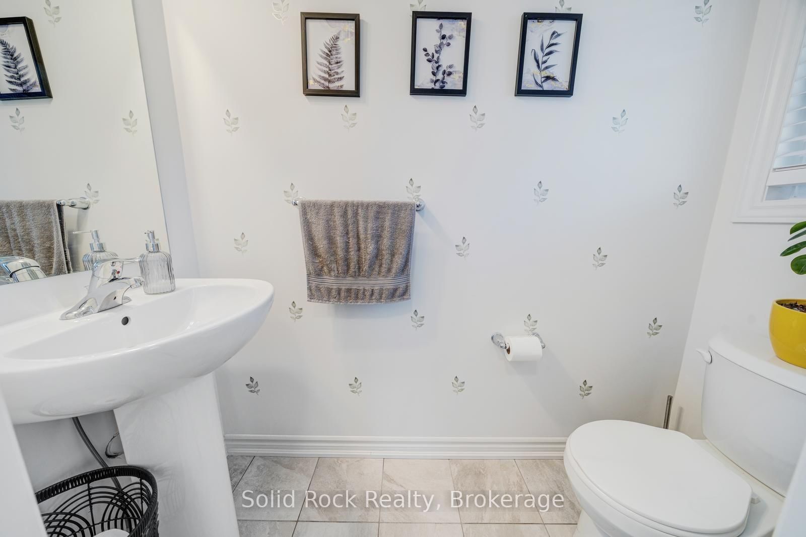 415 Trevor Street • Cobourg, ON photo 7