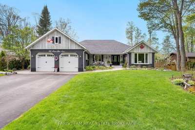 135 Forest Glen Drive • Gravenhurst, ON photo 2