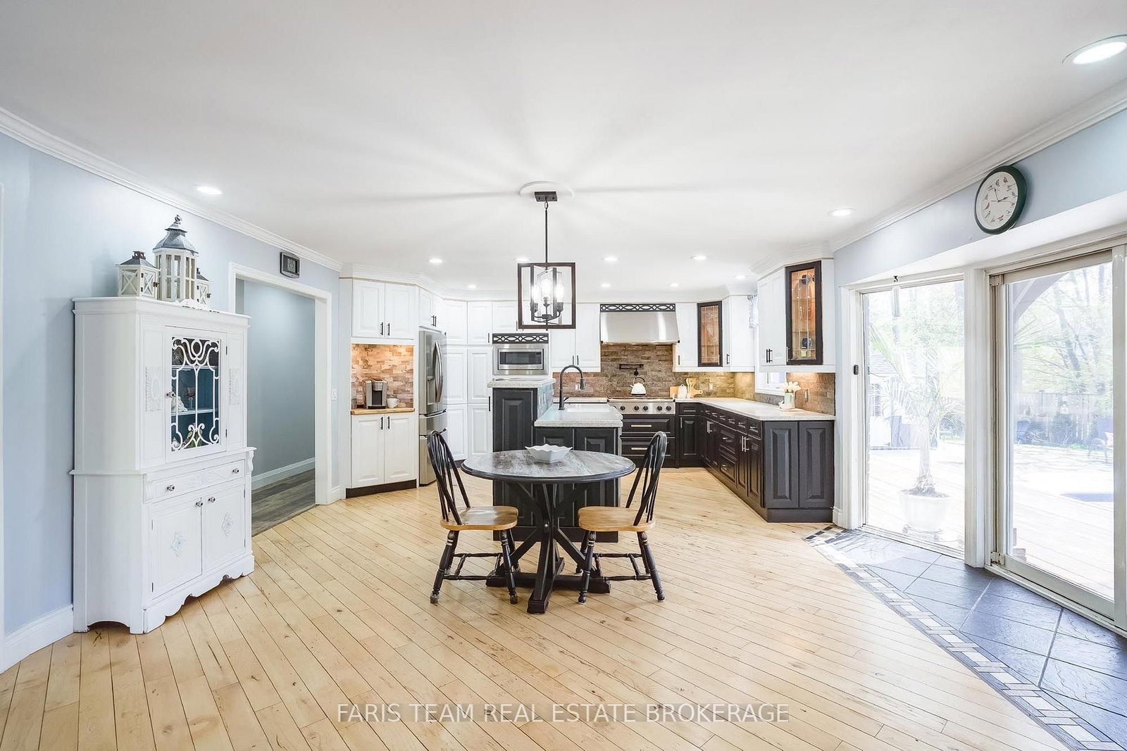 135 Forest Glen Drive • Gravenhurst, ON photo 7