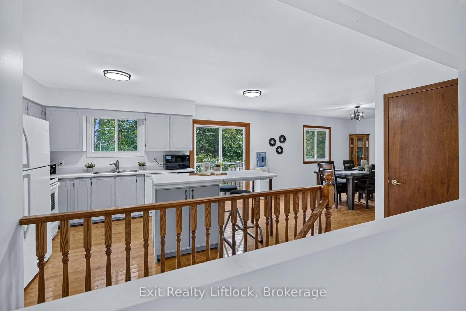 3 Basswood Street • Kawartha Lakes, ON photo 9