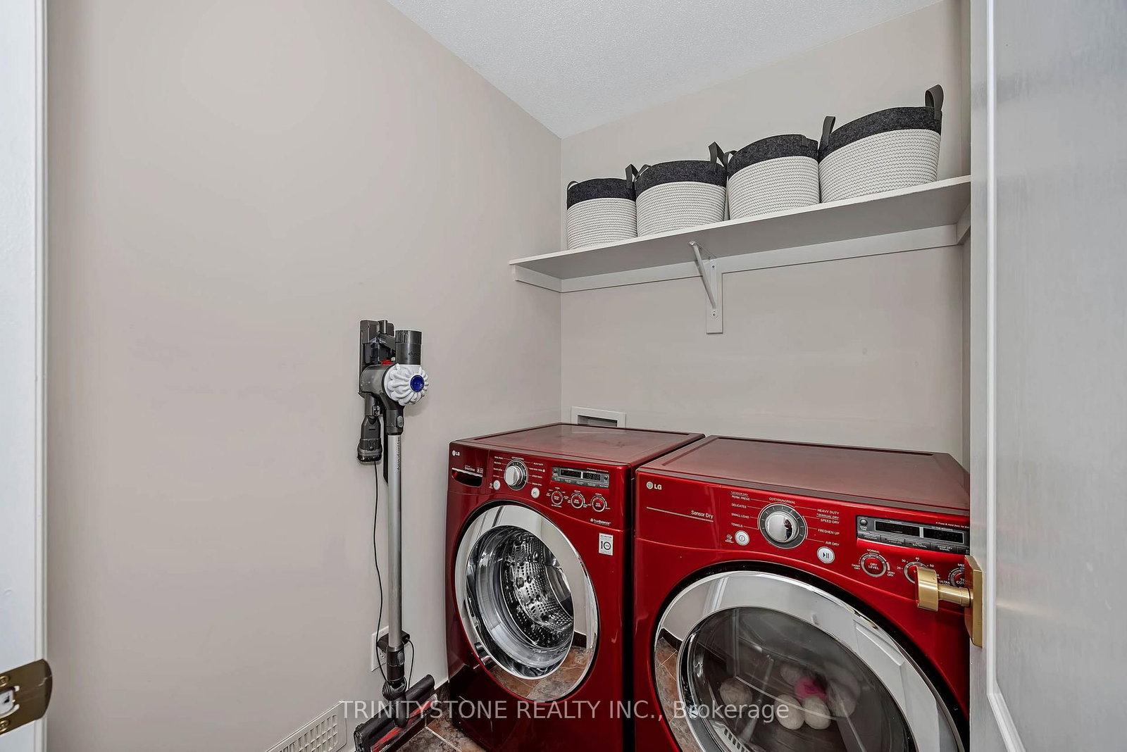 1114 Northgraves Crescent • Ottawa, ON photo 35
