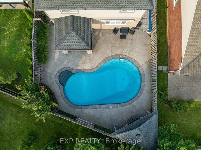 5783 Jake Crescent