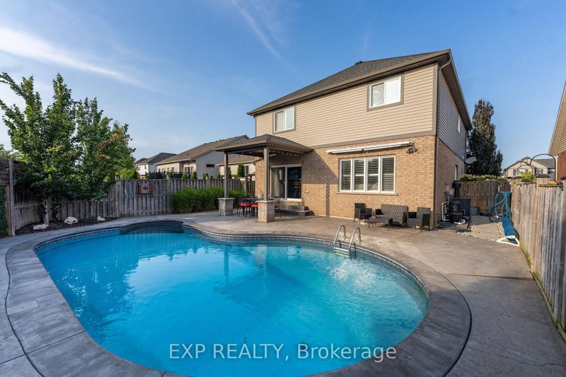 5783 Jake Crescent