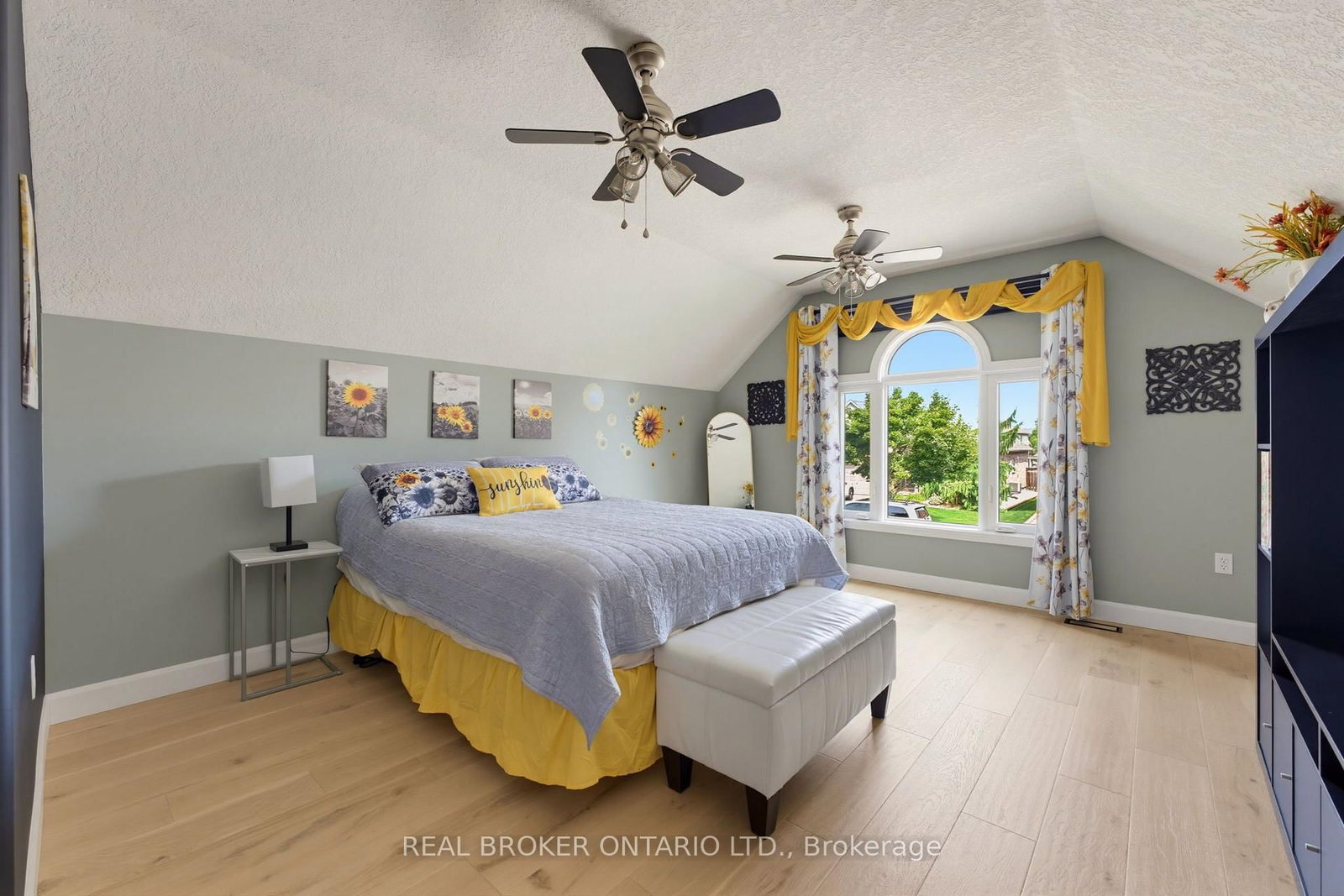 64 Carmichael Crescent • Brantford, ON photo 27
