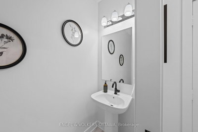 167 Longworth Avenue • Ottawa, ON photo 9