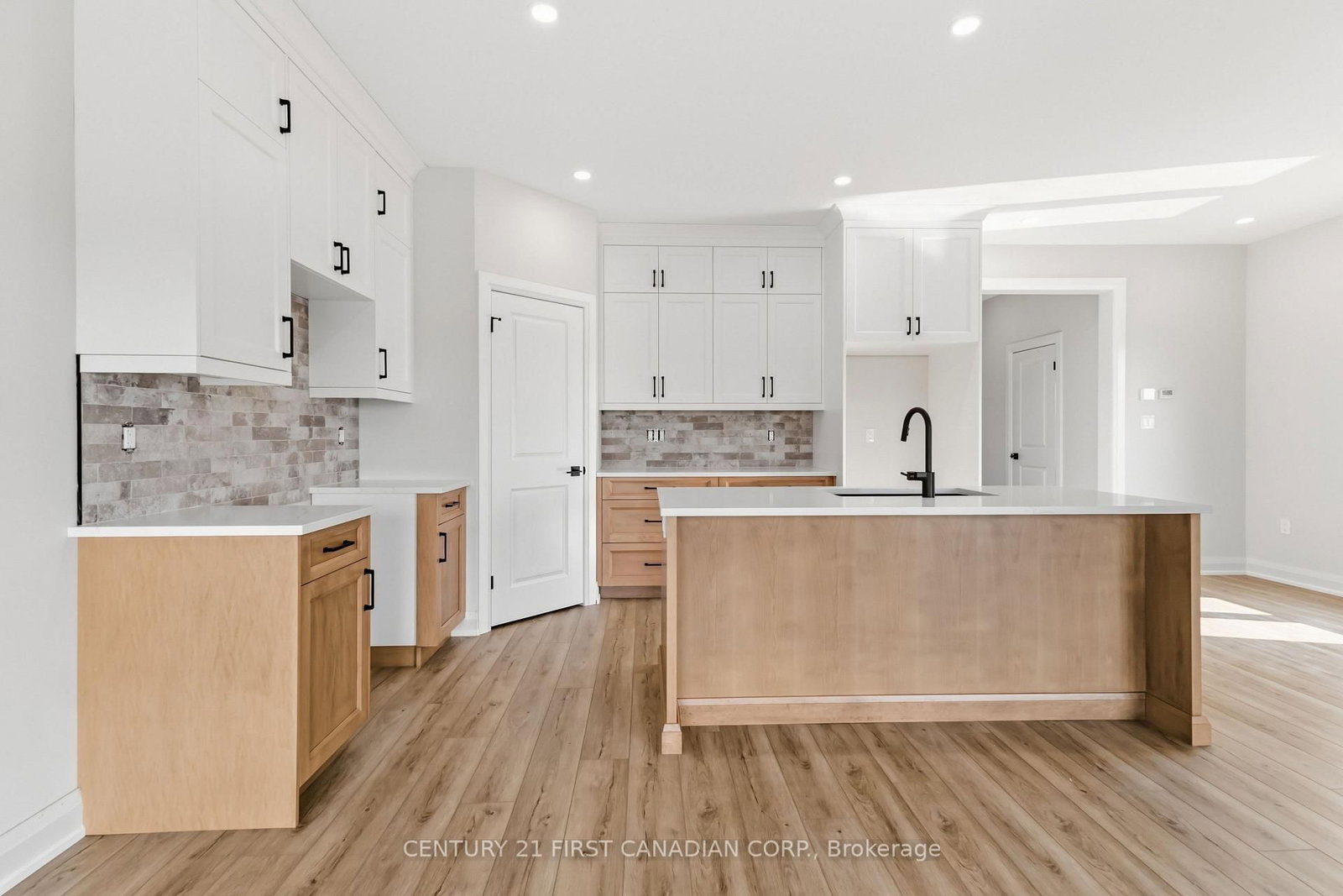 115 Addison Avenue • Lucan Biddulph, ON photo 13