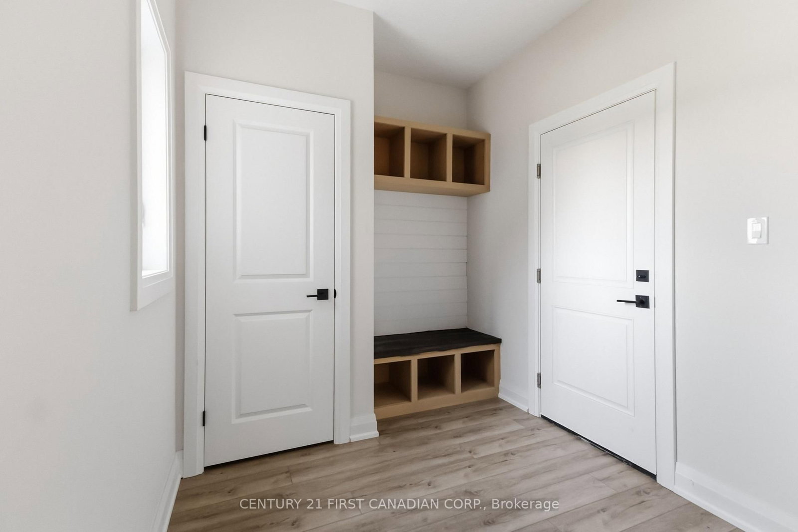 115 Addison Avenue • Lucan Biddulph, ON photo 18