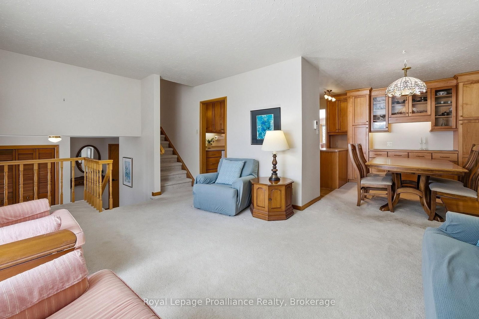 46 Edgehill Road • Belleville, ON photo 10