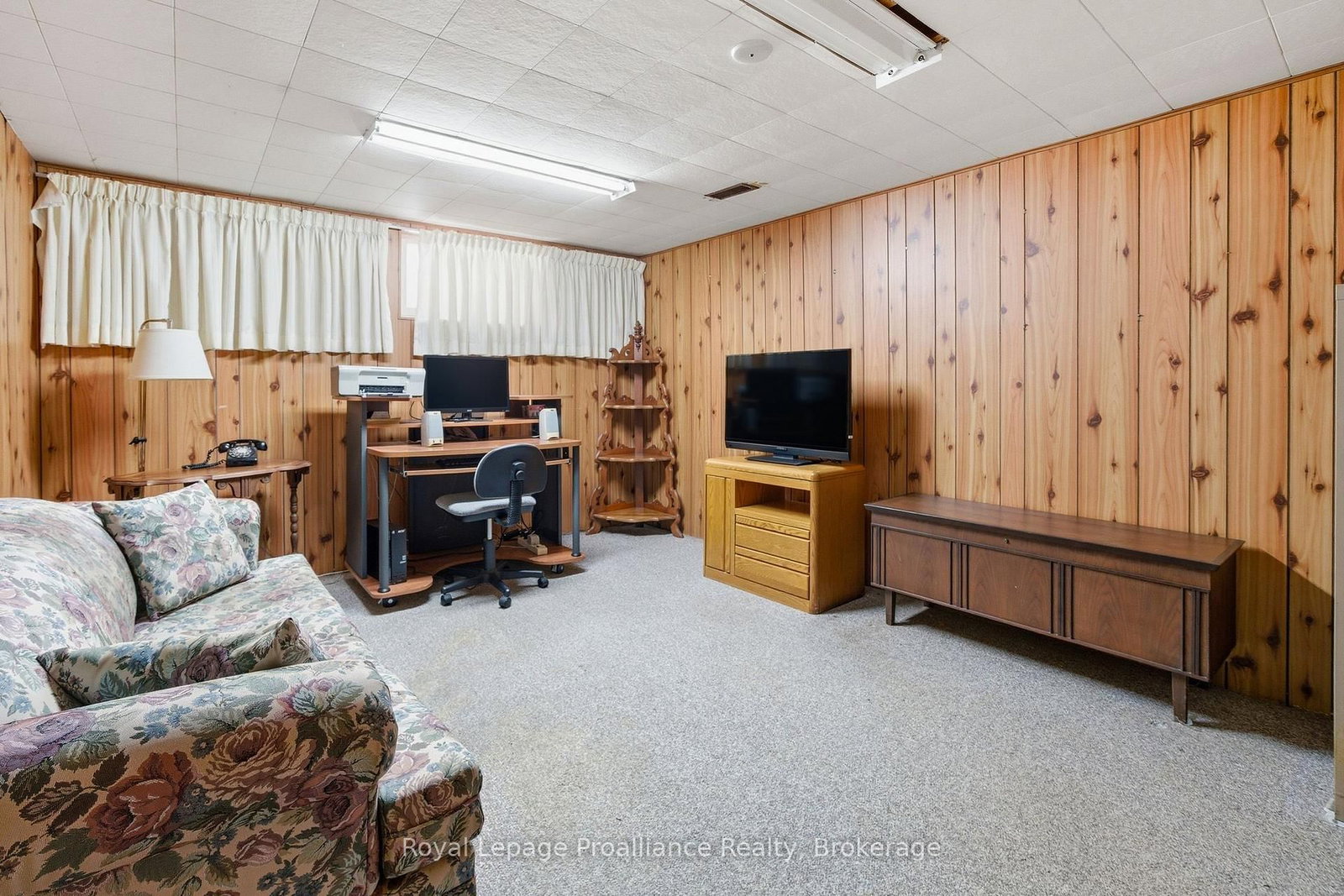 46 Edgehill Road • Belleville, ON photo 33