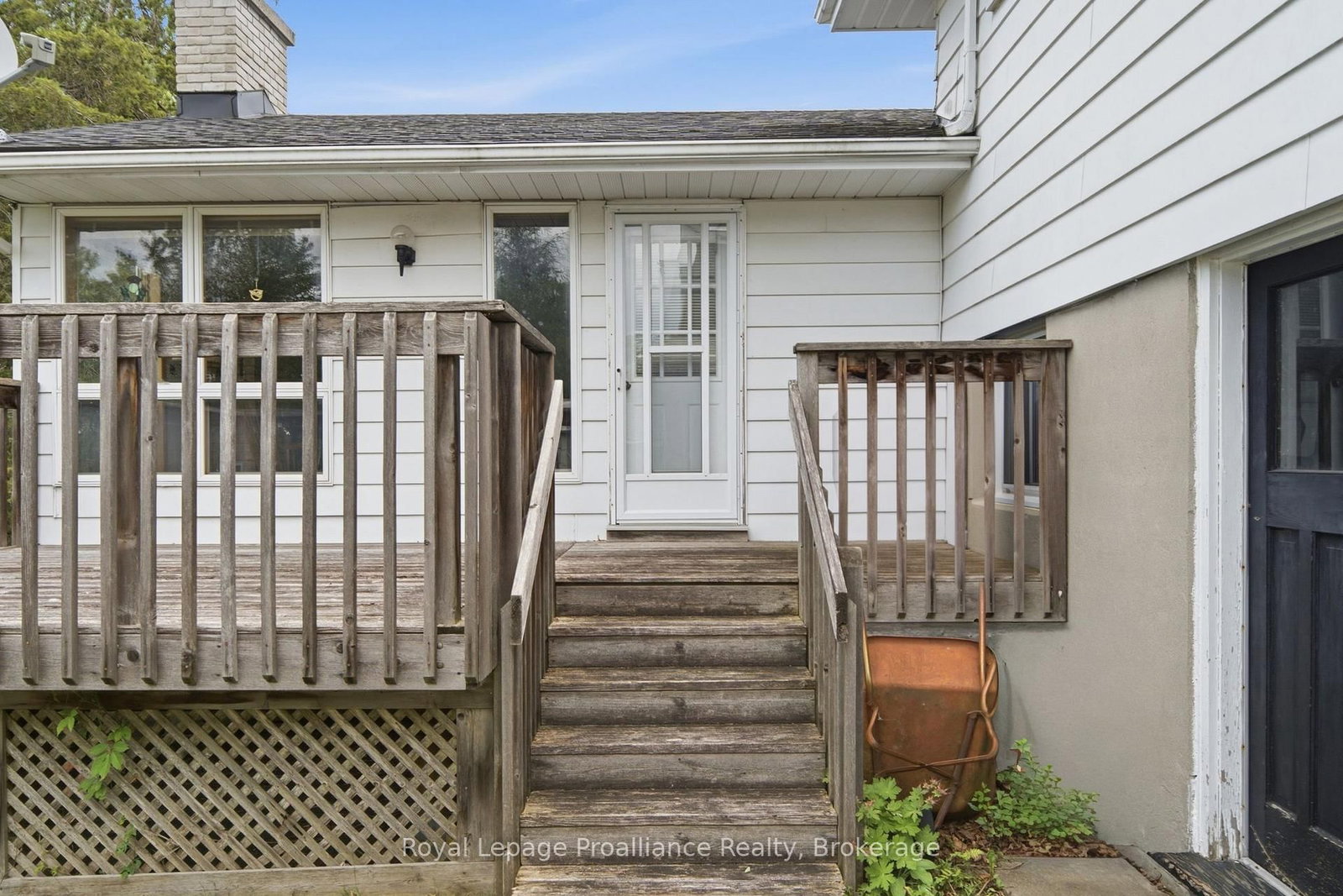 46 Edgehill Road • Belleville, ON photo 36