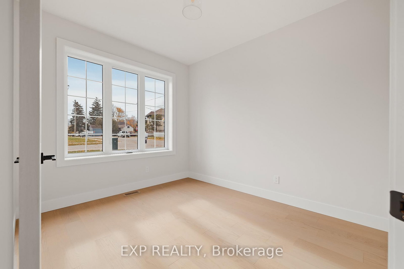 12 Washington Street • #201 • Norwich, ON photo 3