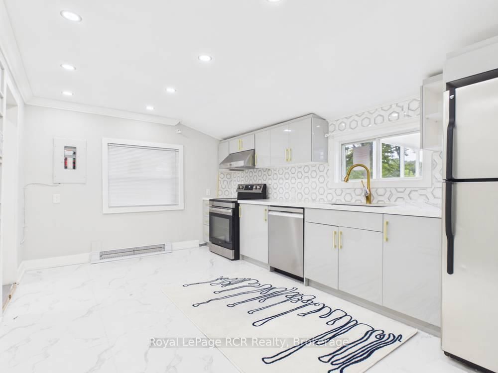 106 King Street • Kincardine, ON photo 11