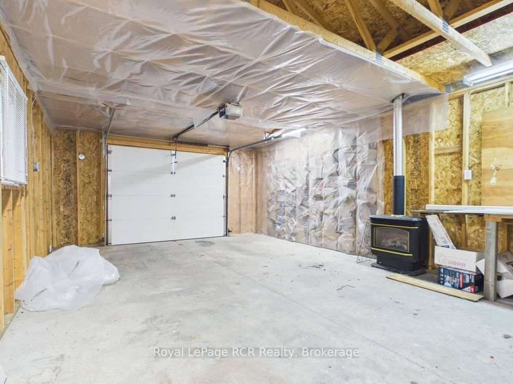 106 King Street • Kincardine, ON photo 18