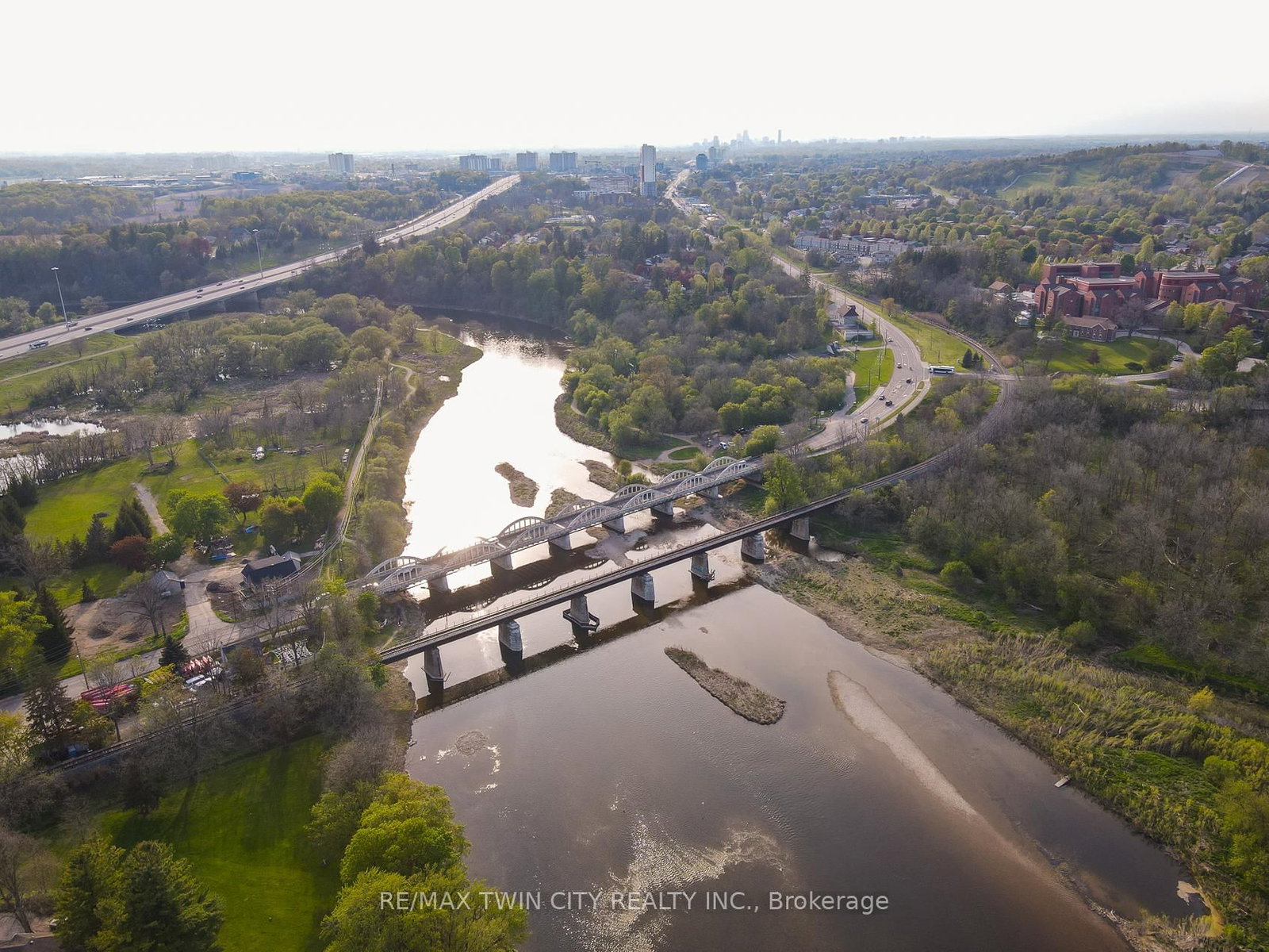 138 Riverbank Drive • Cambridge, ON photo 17