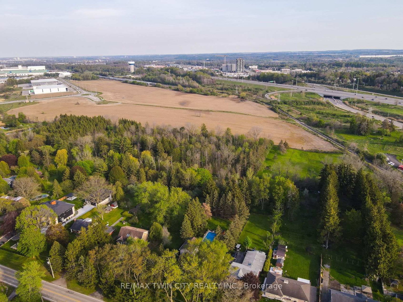 138 Riverbank Drive • Cambridge, ON photo 19