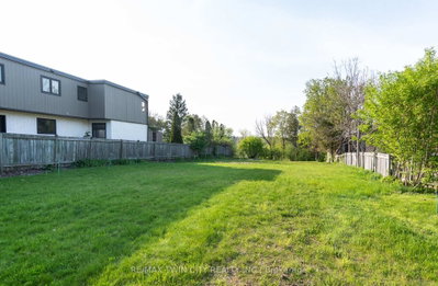 138 Riverbank Drive • Cambridge, ON photo 5