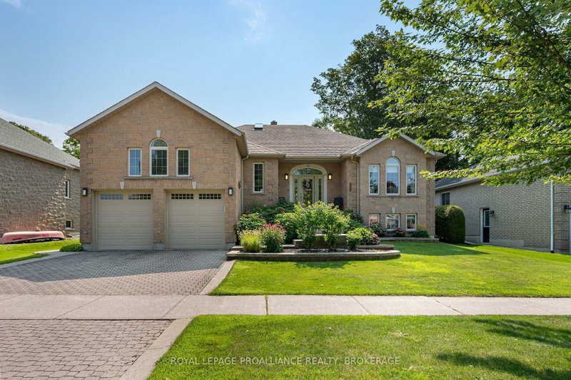 26 Kenwoods Circ, Kingston, Ontario