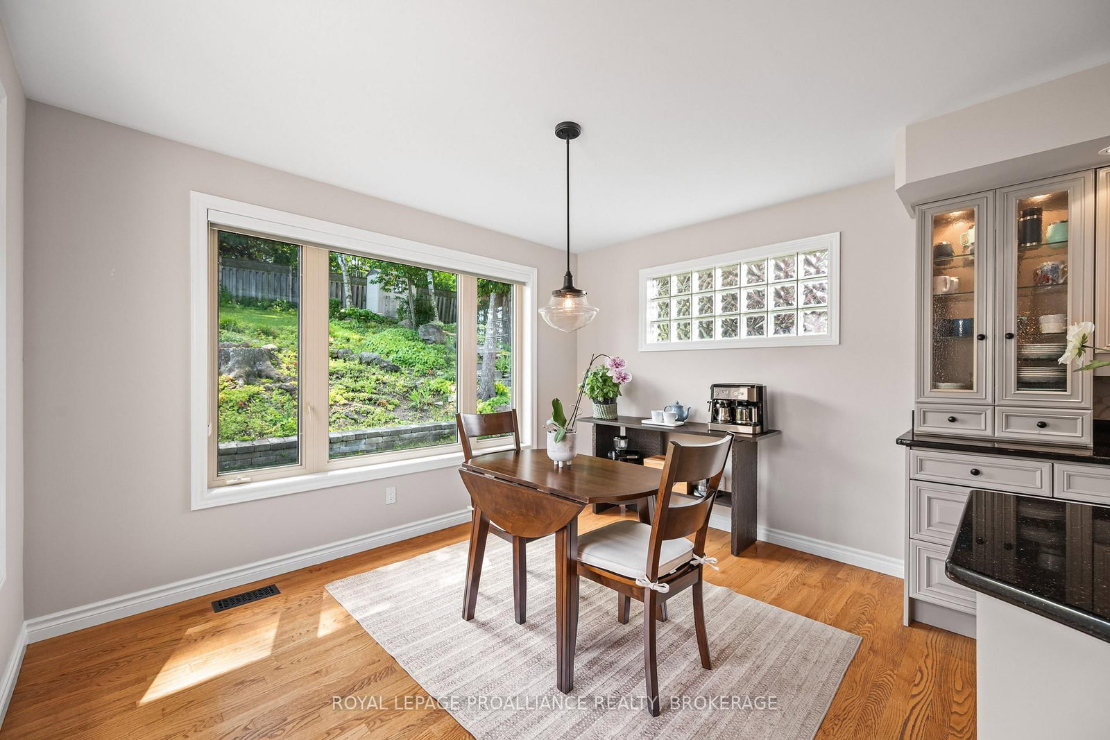 26 Kenwoods Circle • Kingston, ON photo 18