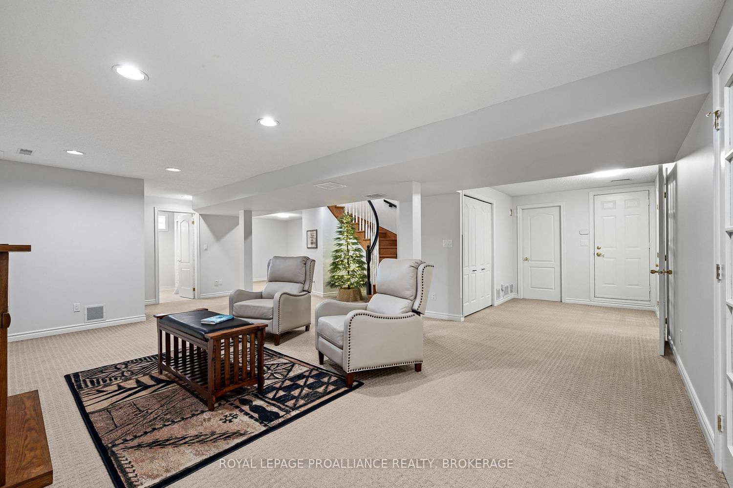 26 Kenwoods Circle • Kingston, ON photo 32