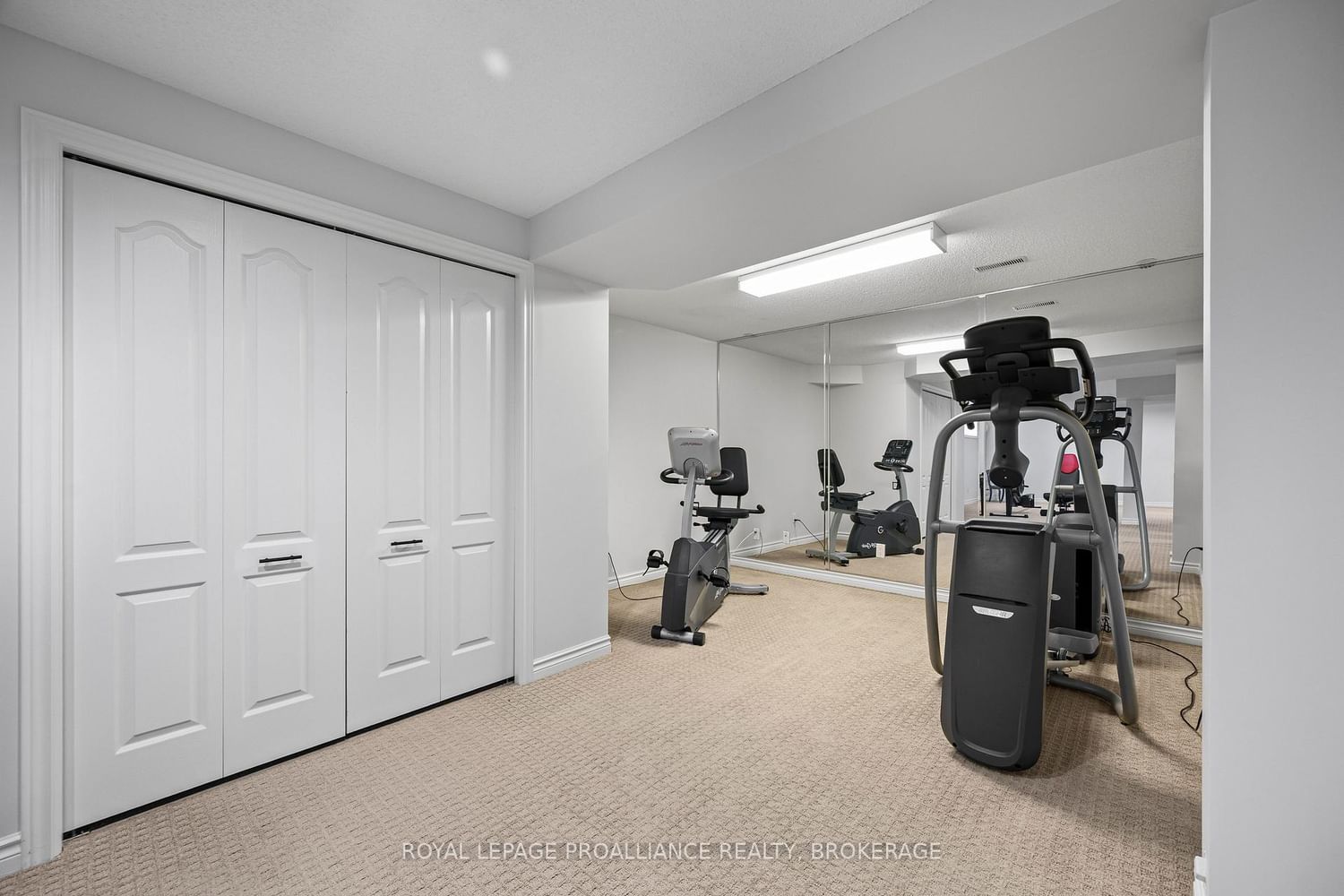 26 Kenwoods Circle • Kingston, ON photo 34