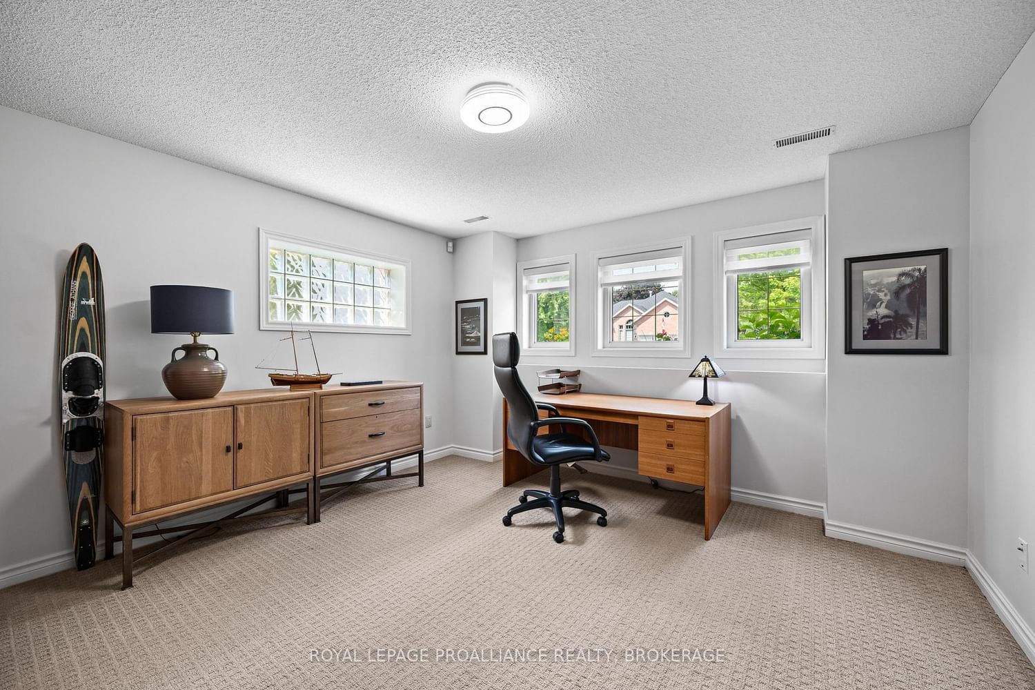 26 Kenwoods Circle • Kingston, ON photo 36
