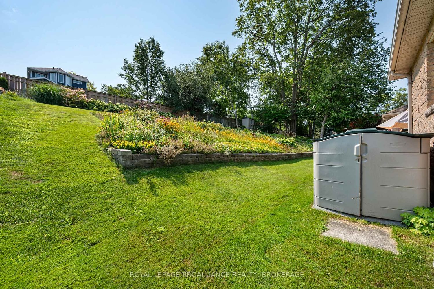 26 Kenwoods Circle • Kingston, ON photo 41